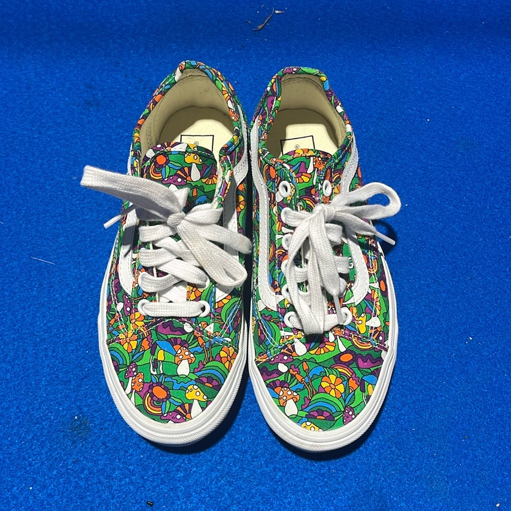 New Trippy Vans
